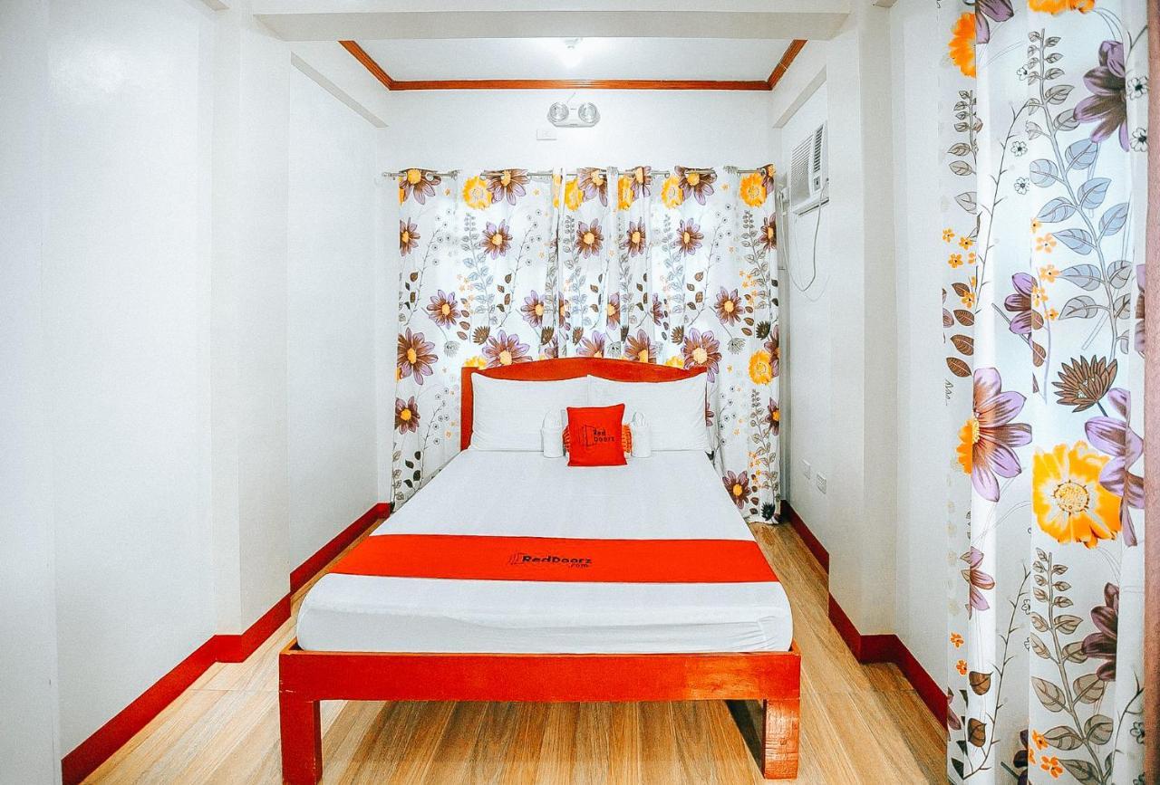 Reddoorz At S & L Apartelle Daraga Albay Hotel Legazpi Exterior foto