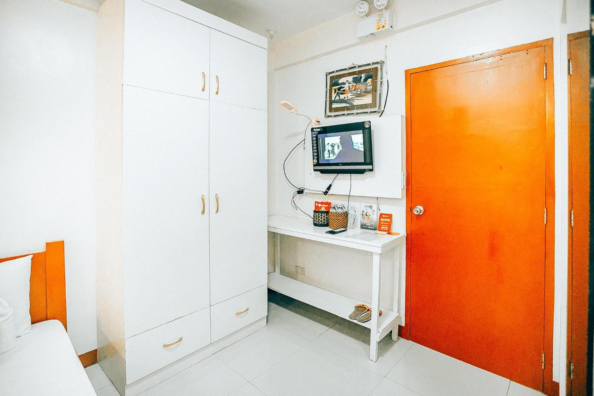 Reddoorz At S & L Apartelle Daraga Albay Legazpi Exterior foto